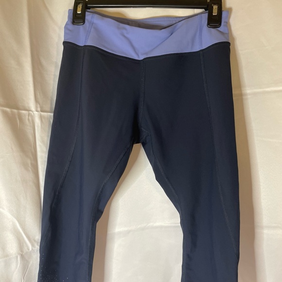 Lululemon Athletica Navy and Light Blue Leggings Capri - Picture 1 of 16